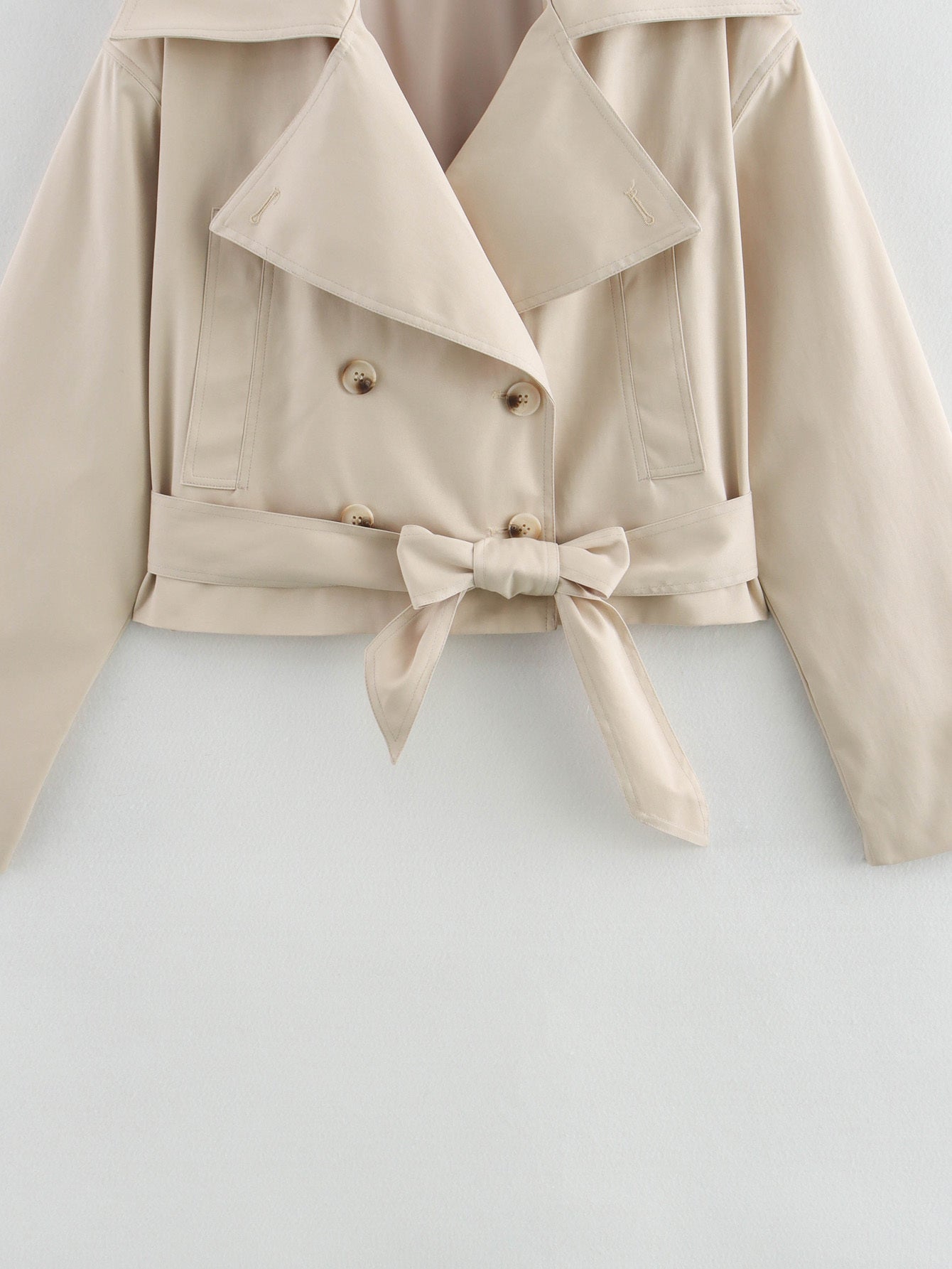 ZEPHYRA - Cropped Trenchjacke mit Gürtel